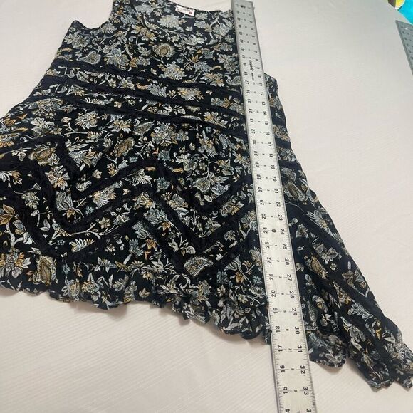 Intimately Free People Black Paisley Lace Trapeze Ruffle Swing Tank Top Size Sma - Picture 3 of 6
